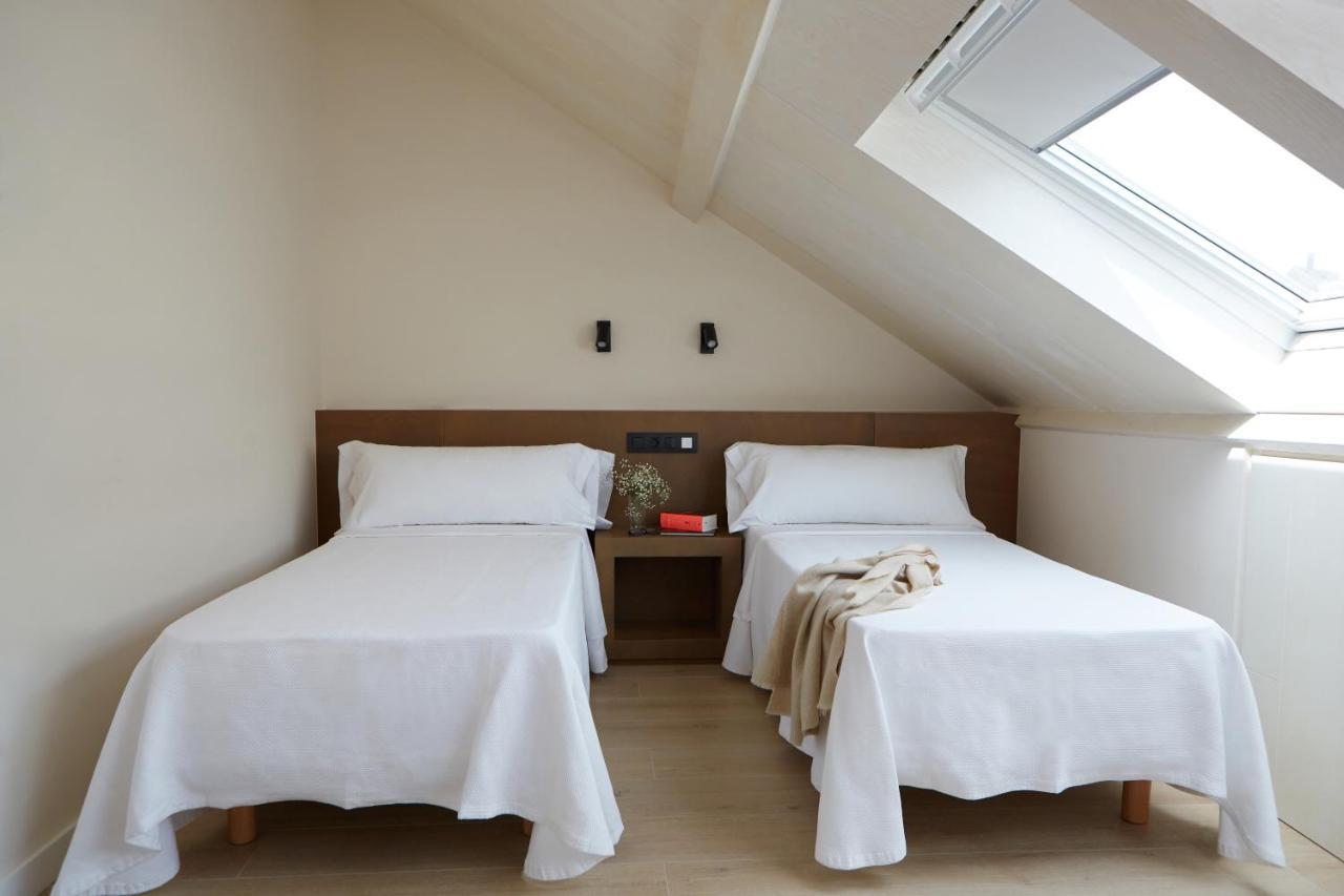 פאלאס דה ריי Hotel Trina 20 מראה חיצוני תמונה